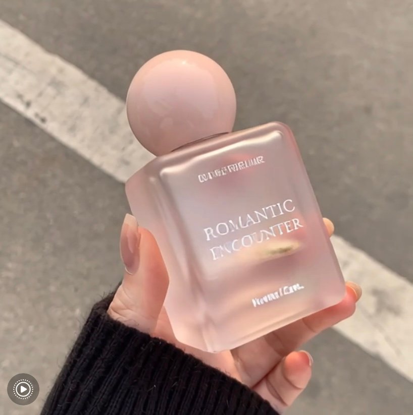The Elegant cool fragrance of a wealthy heiress