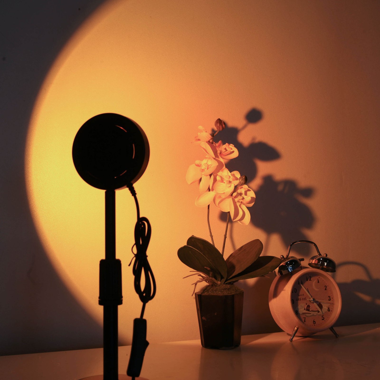 Sunset Projection Lamp - Rainbow Ambient Light with Tripod