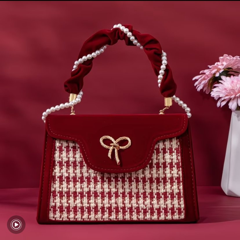 New vintage red handbag